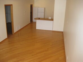 3107 N Southport Ave, Unit 1 in Chicago, IL - Building Photo - Building Photo