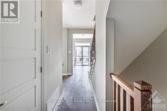 76 Ballinora Ln. in Ottawa, ON - Building Photo - Building Photo