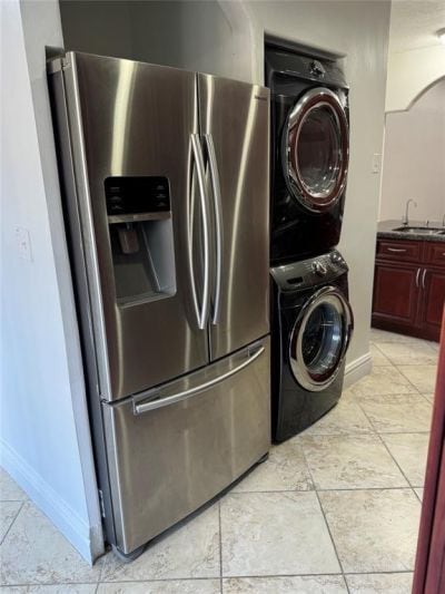 8336 NW 37th Pl in Sunrise, FL - Building Photo - Building Photo