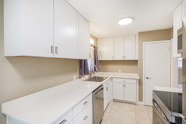 property at 4613 Braeburn Dr