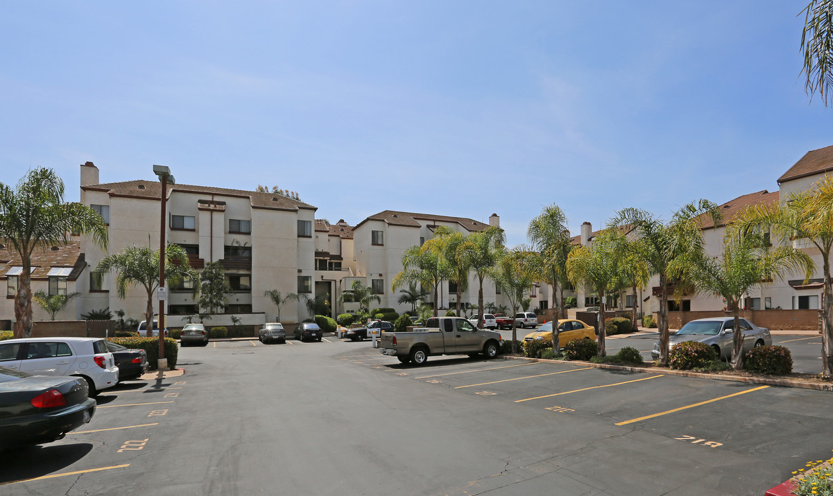 Parkwoods At The Village in Chula Vista, CA - Building Photo