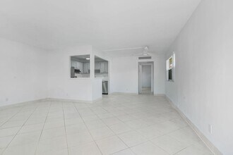 287 Seville Terrace in Delray Beach, FL - Building Photo - Building Photo