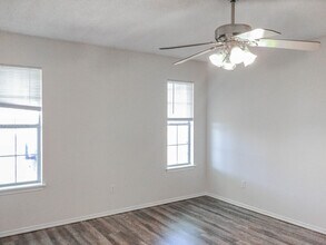 6230 6th St in Lubbock, TX - Building Photo - Building Photo