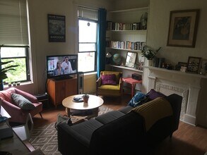 434 S Pacific Ave, Unit 434 one bedroom in Pittsburgh, PA - Foto de edificio - Building Photo