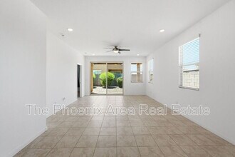 40643 W Shaver Dr in Maricopa, AZ - Foto de edificio - Building Photo