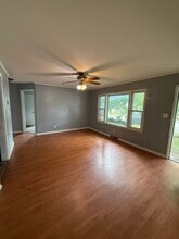 2138 N Pickwick Ave in Springfield, MO - Building Photo - Building Photo