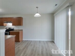 7516 Pipestone Dr in Indianapolis, IN - Building Photo - Building Photo