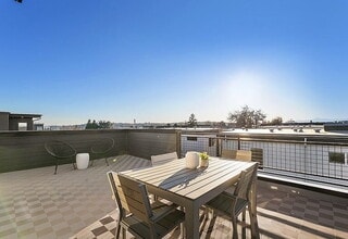 1509B NW 64th St in Seattle, WA - Building Photo - Building Photo