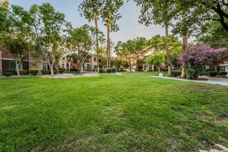 7717 Himalayas Ave in Las Vegas, NV - Building Photo - Building Photo