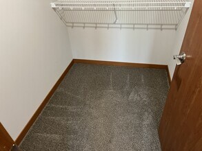 1249 Salem Dr in Edgerton, WI - Building Photo - Building Photo