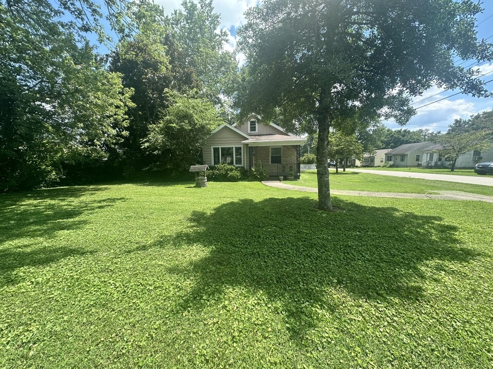 203 Pardue Ln in Hopkinsville, KY - Building Photo
