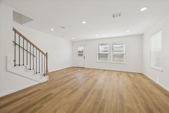 property at 9913 Porto Rico Rd