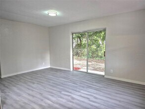 618 Aurora St in South Daytona, FL - Building Photo - Building Photo