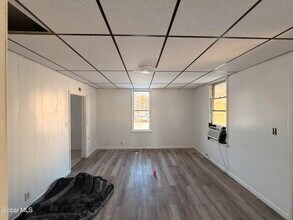 253 Forest Ave in Amsterdam, NY - Building Photo - Building Photo