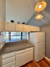 902 Camino Real in Redondo Beach, CA - Building Photo - Building Photo