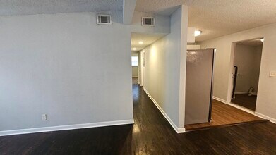 3912 Robert C Weaver Dr in Jacksonville, FL - Building Photo - Building Photo