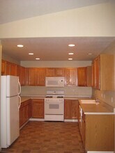 1736 Trudell Ct SE in Albany, OR - Building Photo - Building Photo