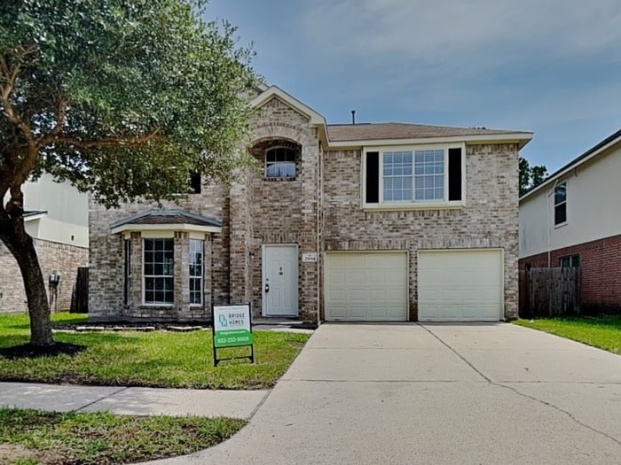 29014 Fox Fountain Ln in Spring, TX - Building Photo