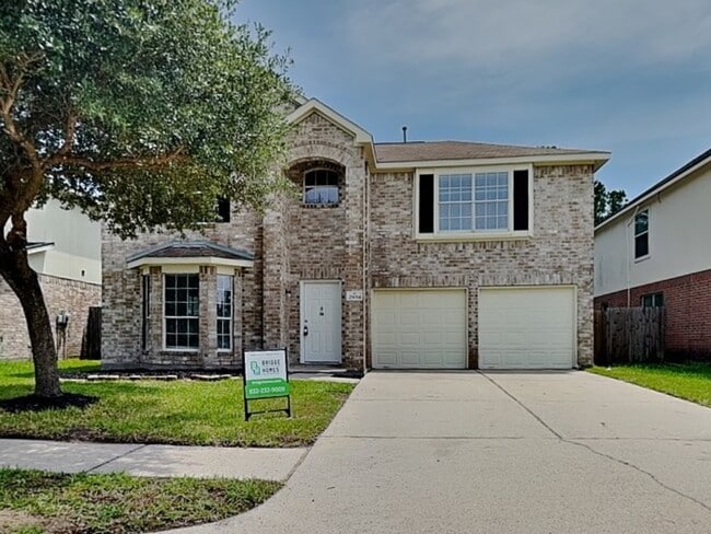 property at 29014 Fox Fountain Ln