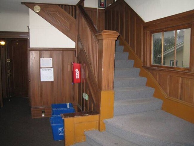 2642 Derby St-Unit -01 in Berkeley, CA - Building Photo - Building Photo