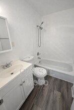 10327 Renfrew Dr in St. Louis, MO - Building Photo - Building Photo