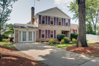 9305 Pine View Ln in Clinton, MD - Building Photo - Building Photo