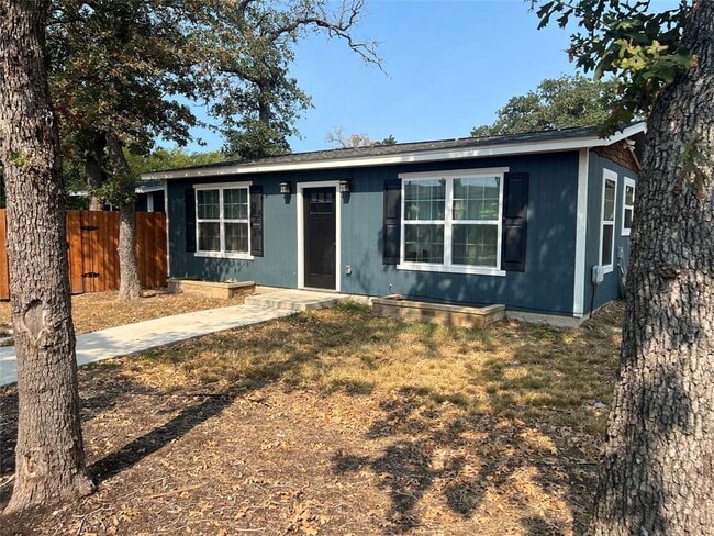 168 Still Forest Dr in Cedar Creek, TX - Building Photo - Building Photo