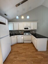 3013 Lauren Pl Dr in Wilmington, NC - Building Photo - Building Photo