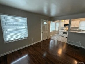 1421 E 14 Mile Rd in Birmingham, MI - Building Photo - Building Photo