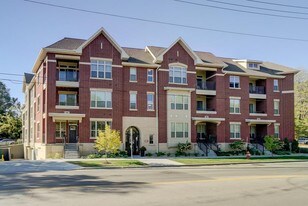 Kingston Corners in Madison, WI - Building Photo