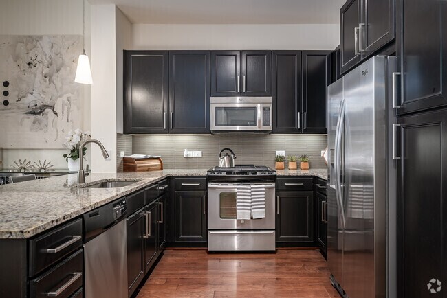 3099 Yorktown St in Houston, TX - Building Photo
