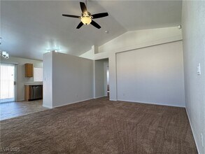 5934 Gingham St in North Las Vegas, NV - Building Photo - Building Photo
