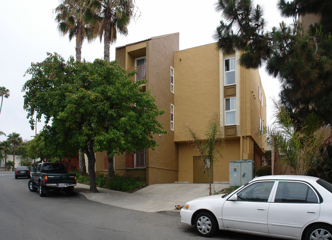 363 Playa Del Sur St in La Jolla, CA - Building Photo - Building Photo