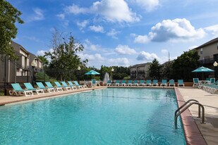 Westchester Village in O'Fallon, MO - Building Photo