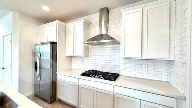 1946 W Lariat Ln in Phoenix, AZ - Building Photo - Building Photo