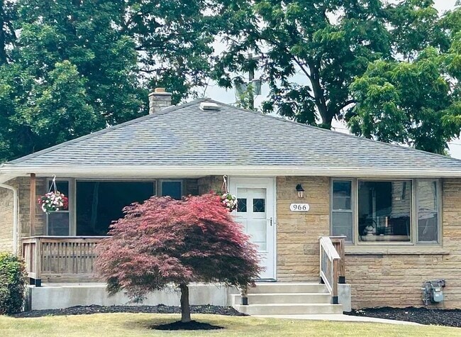 property at 966 Delaware Rd