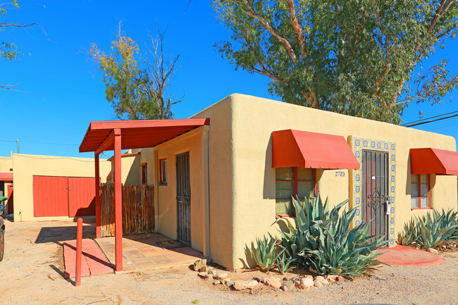 2721-2723 Prince Rd in Tucson, AZ - Building Photo - Building Photo