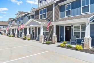 2299 Raleigh Ct in Clarksville, TN - Building Photo - Building Photo