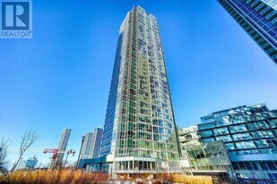 2916 Hwy 7 in Vaughan, ON - Building Photo