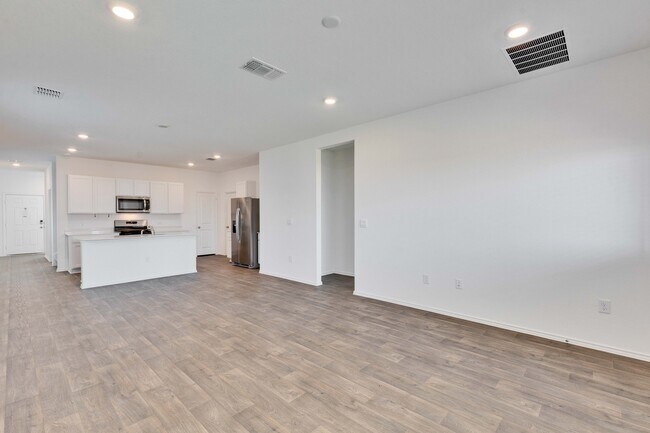 12305 Bulldogger Bnd in Mustang Ridge, TX - Building Photo - Building Photo