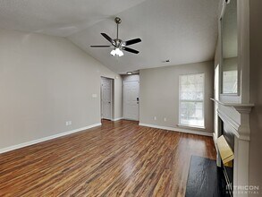 8623 Treyburn Dr in Charlotte, NC - Building Photo - Building Photo