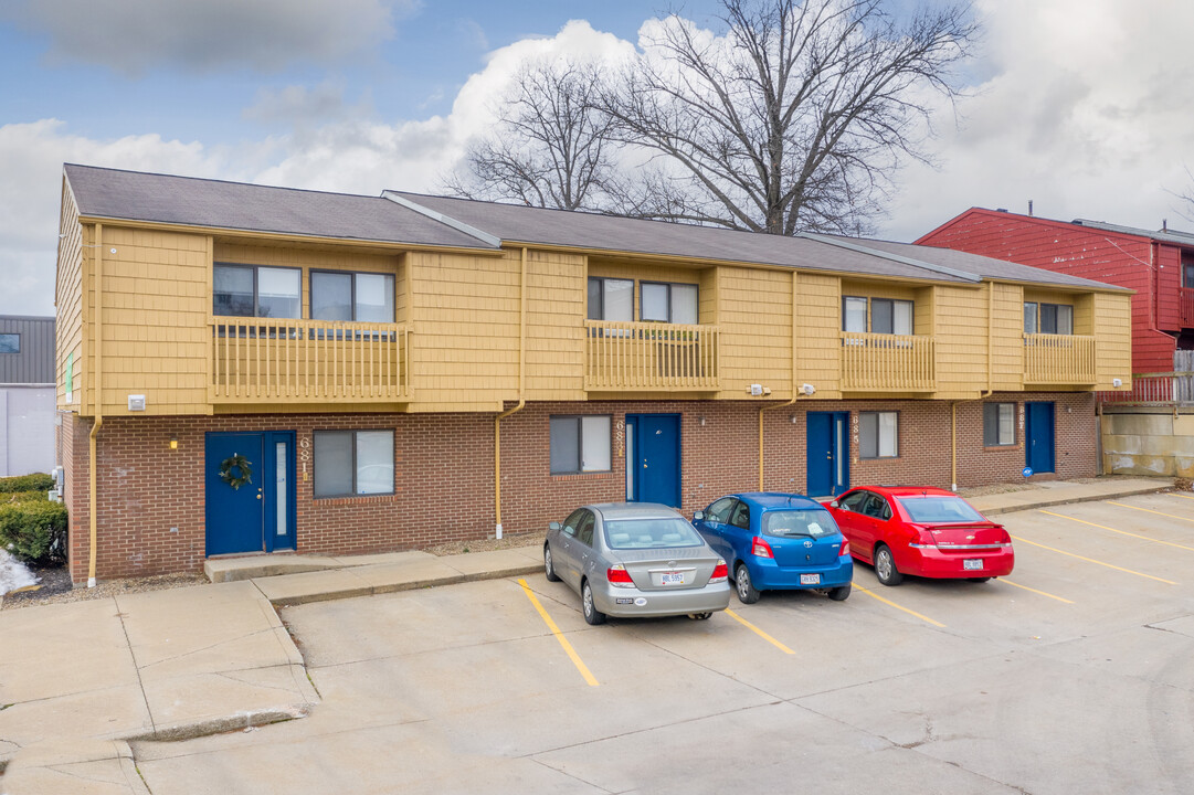 University Townhomes Akron in Akron, OH - Building Photo