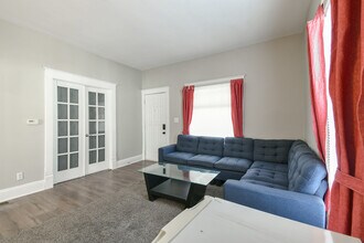 308 N 30th St in Lincoln, NE - Building Photo - Building Photo