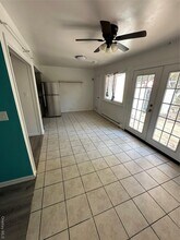 14 Columbine Ct in Middletown, NY - Building Photo - Building Photo