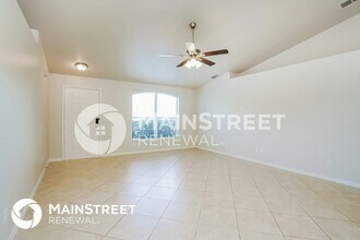 725 Kari Cir in Lehigh Acres, FL - Building Photo - Building Photo