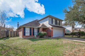 17319 Lobo Trail in Houston, TX - Building Photo - Building Photo