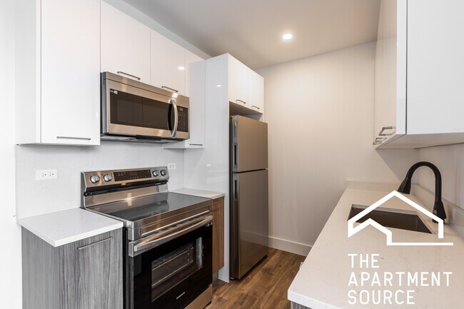 941 W Carmen Ave in Chicago, IL - Building Photo - Building Photo