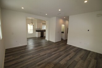 2753 Morter Ln in Camarillo, CA - Foto de edificio - Building Photo