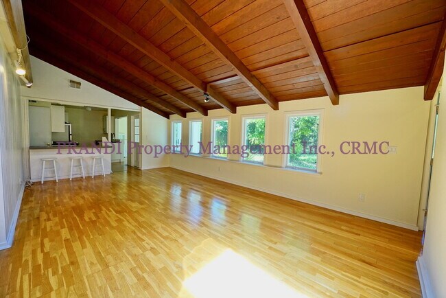 157 Leland Way in Tiburon, CA - Building Photo - Building Photo