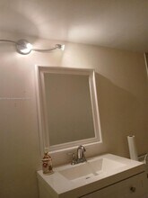 14311 N Kendall Dr in Miami, FL - Building Photo - Building Photo